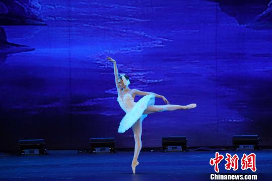 基輔百年名團演繹曠世名作《天鵝湖》 大季 攝