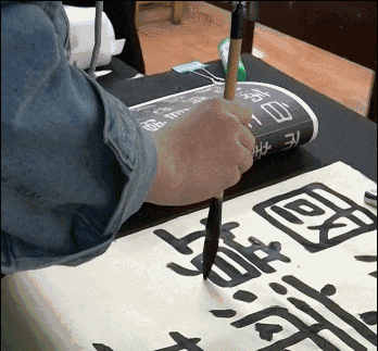 點(diǎn)擊進(jìn)入下一頁