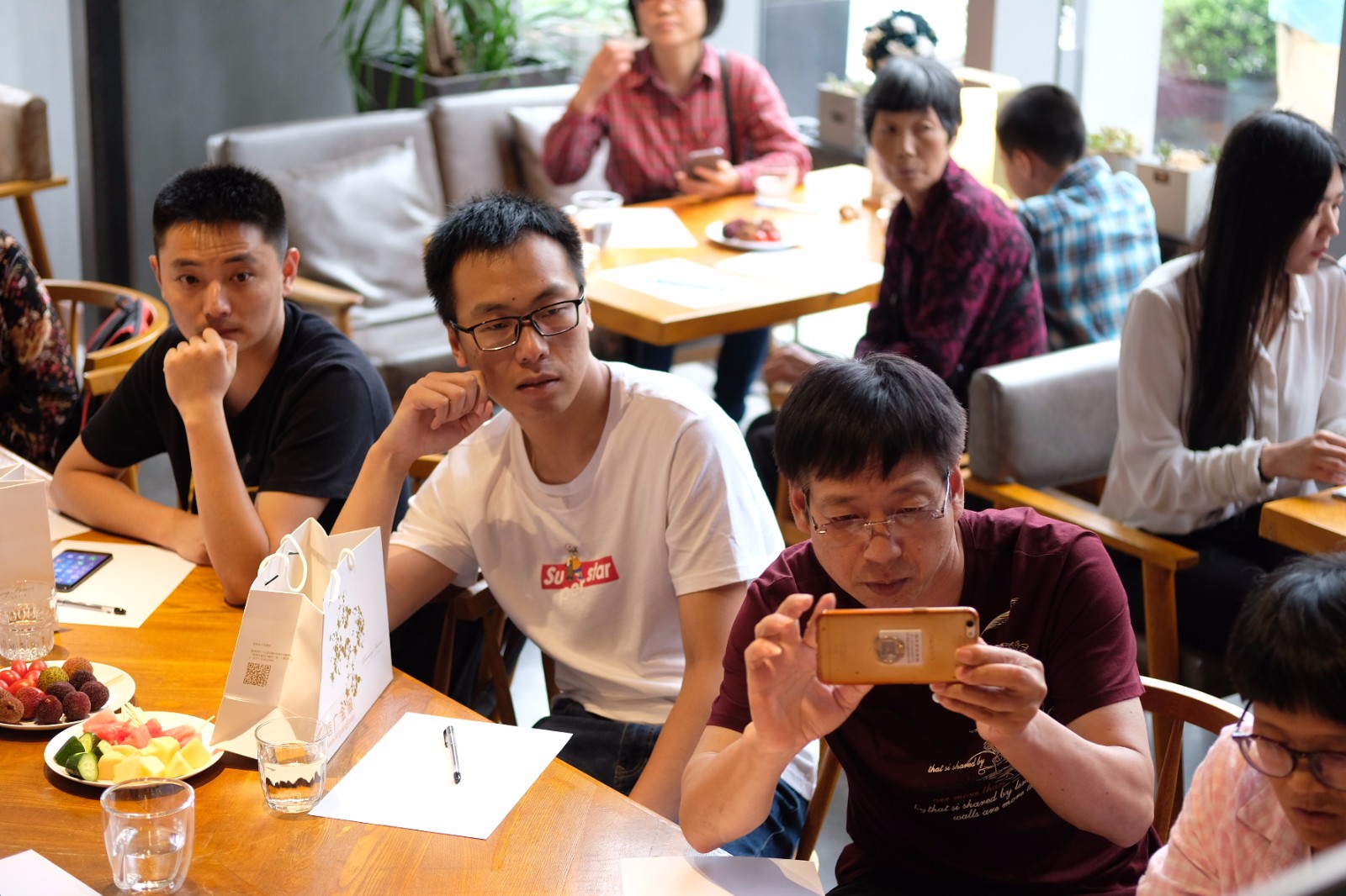 “財(cái)富增值 快樂(lè)分享”信廣金服杭州站用戶見(jiàn)面會(huì)