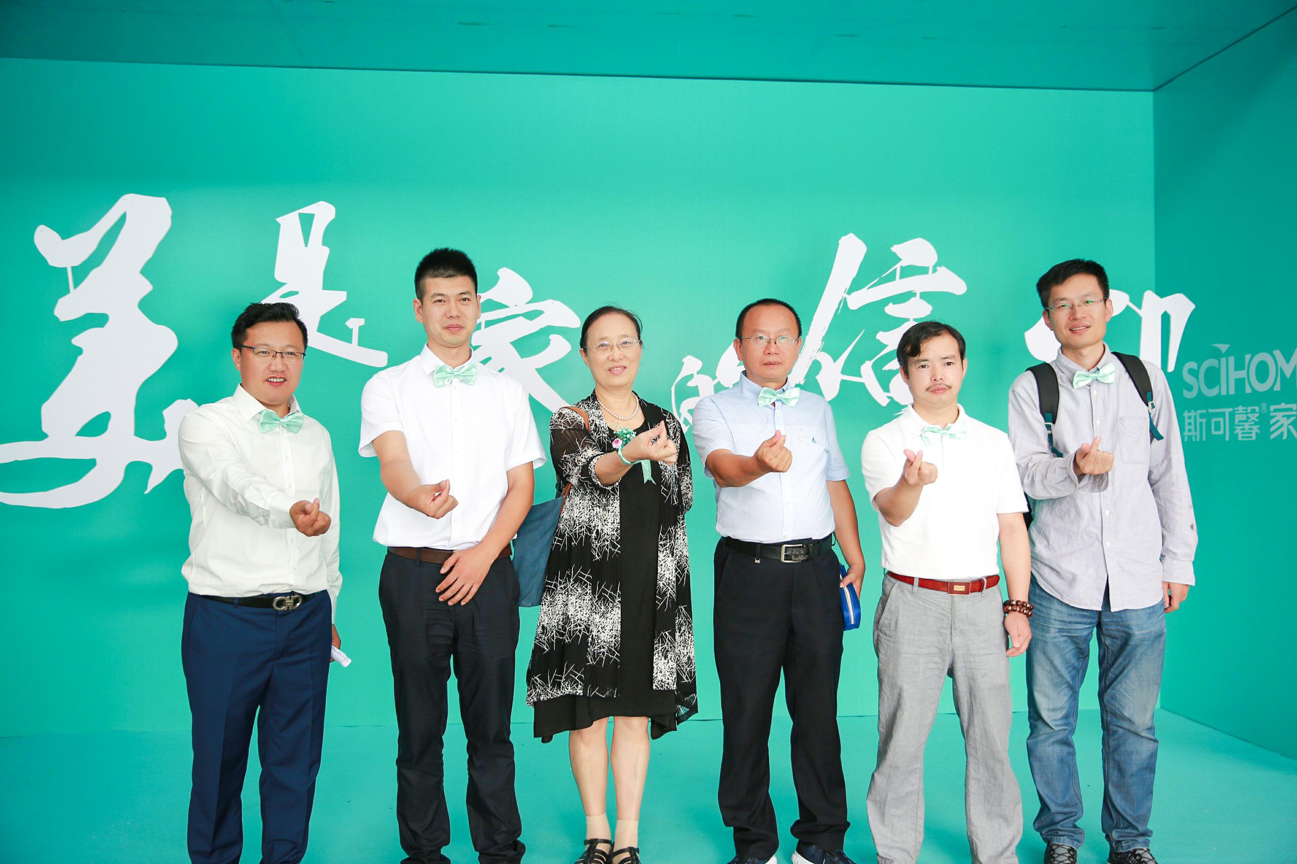 從新中式家具看中國紅木家具市場，專訪著名副主編李韻