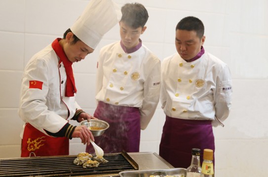 湖南哪家小吃培訓(xùn)學(xué)校最正規(guī)，學(xué)費(fèi)多少？
